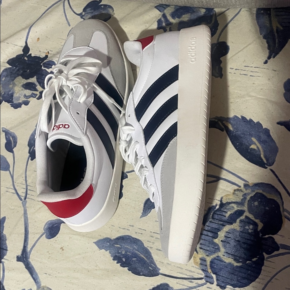 adidas Kids White Navy and Red Low-Top Sneakers
